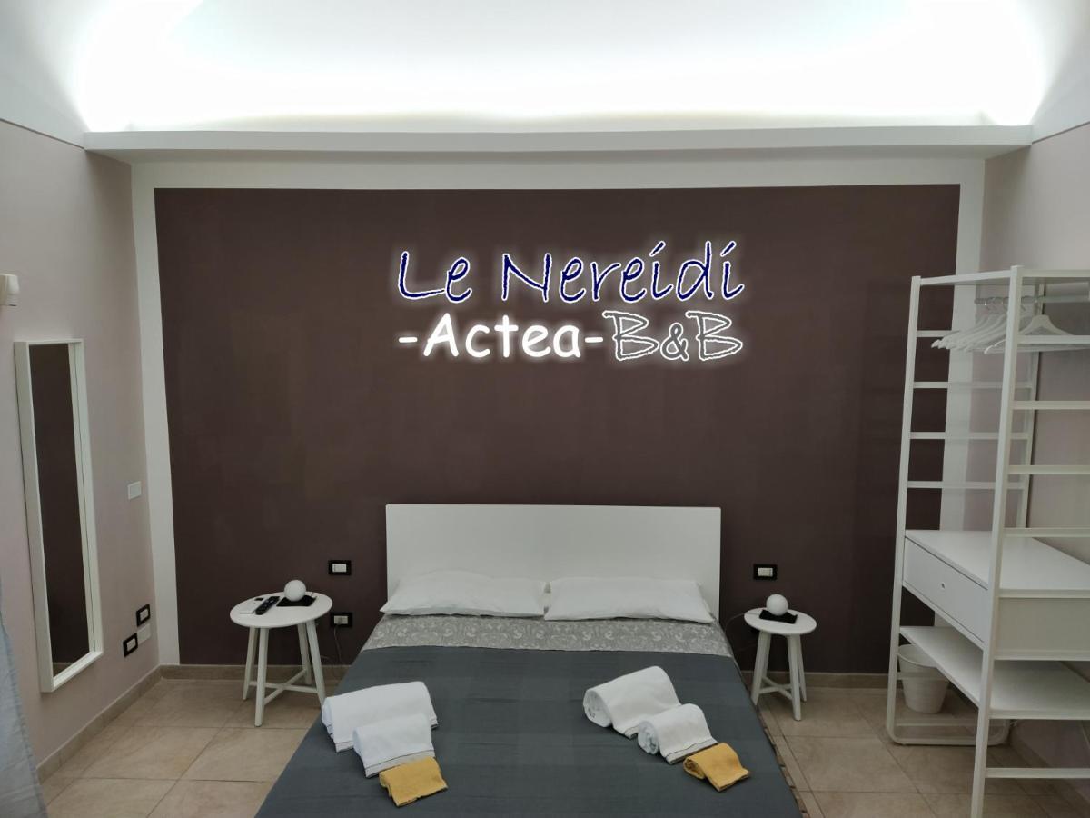 Le Nereidi b&b Acireale Centro Exterior foto