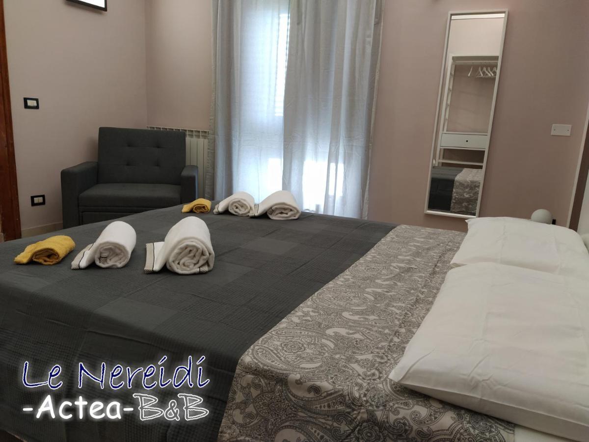 Le Nereidi b&b Acireale Centro Exterior foto